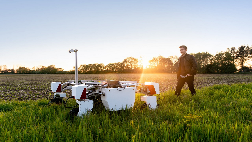 AgriTech Innovations 2023: Transforming Farming with AI, Robotics, and ...
